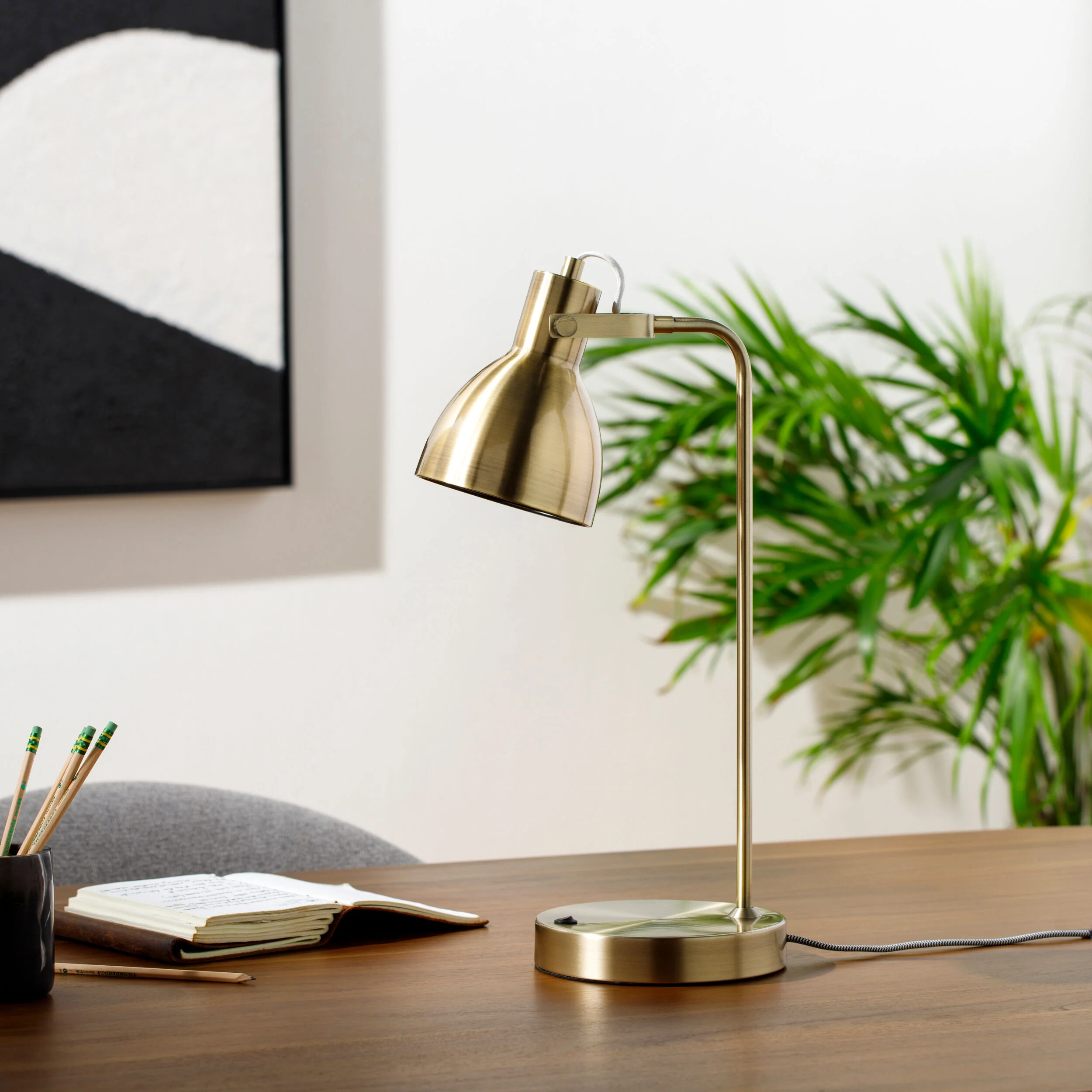 Verdon Accent Table Lamp - Image 2
