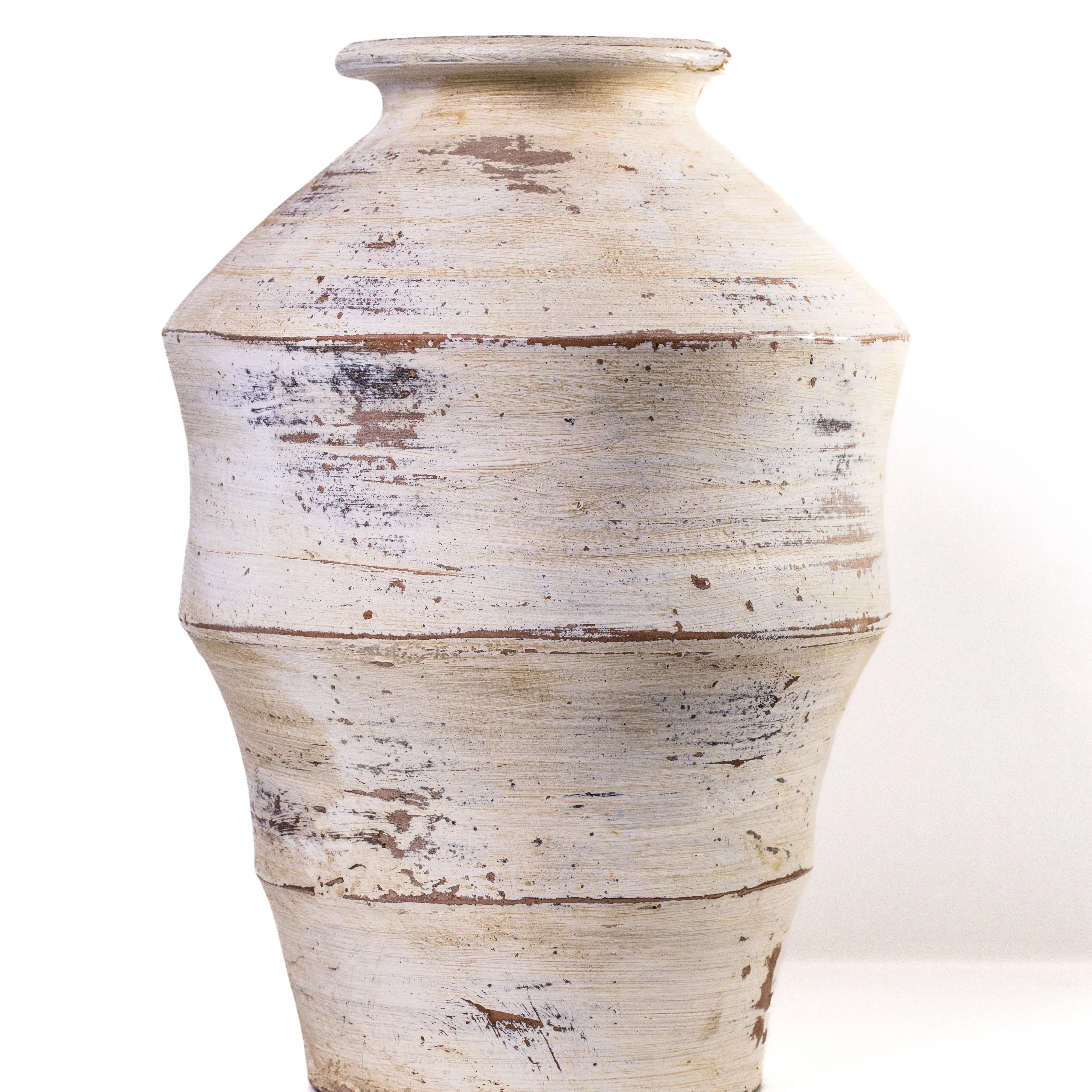 Visha Scalloped Distressed Cream Terracotta Decorative Vase - Image 3