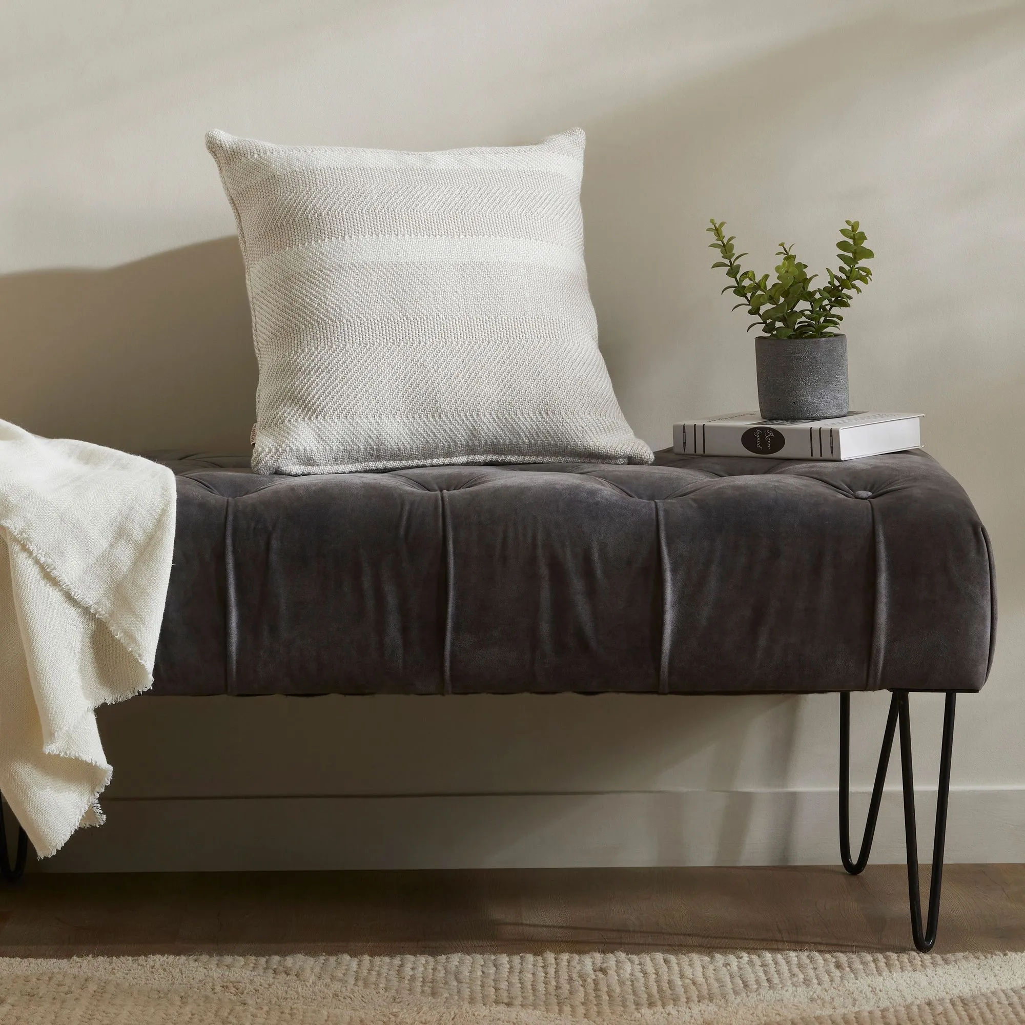 Watts Pillow - Image 2